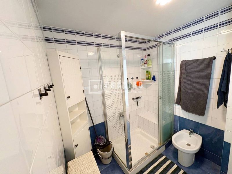 Foto c5677416-89f4-4a49-b898-26ba9a800041. Rent flat with parking in El Palo Málaga