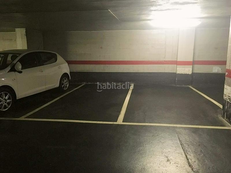 Foto a17e3263-d178-4671-9343-0713ca36e36c. Autoparkplatz in Otxarkoaga Bilbao