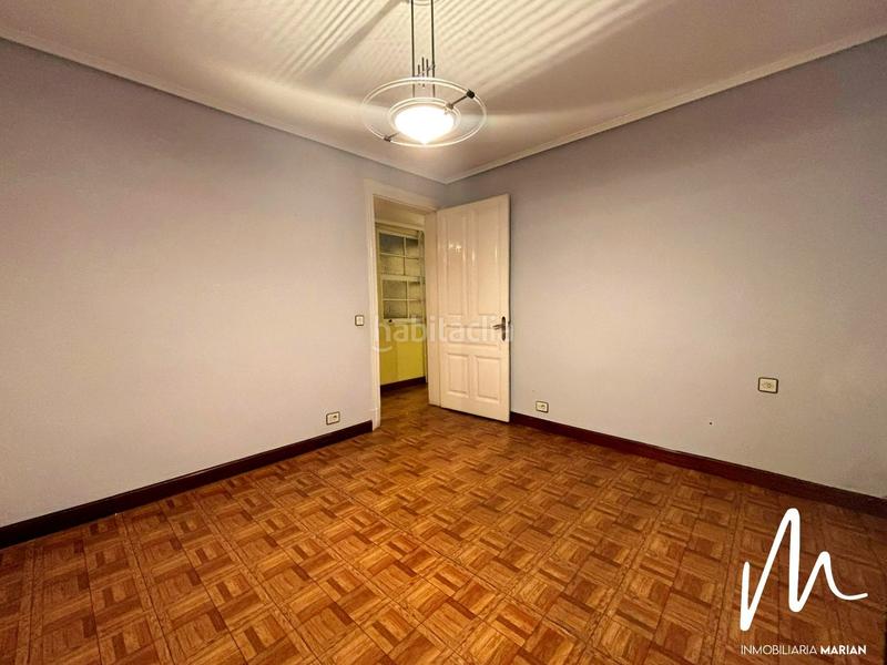 Foto f9951938-df57-458c-8fef-77f6335fa1e9. Pis amb calefacció a Zabalburu Bilbao