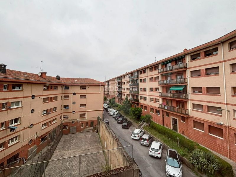 Foto 8a503fe0-8e1e-4343-84da-e8761069d161. Piso en Arabella 71 en Arabella Bilbao
