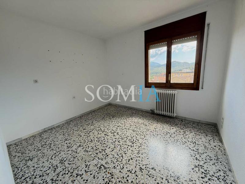 Foto a08c7b51-6d64-4834-8601-6f52f4422f4a. Casa adosada espacio y confort en Sant Celoni