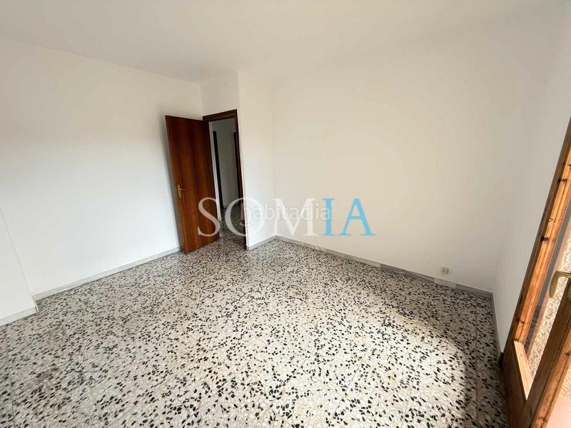 Foto b2521d18-d0c2-4d3f-85b3-d15f58f632a9. Casa adosada espacio y confort en Sant Celoni