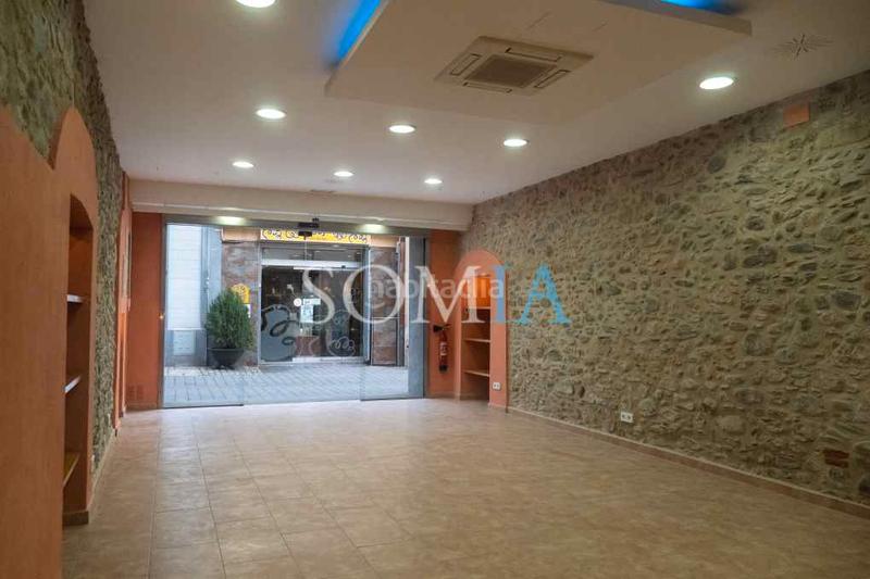Foto eb25938f-cadd-4857-9fff-c6478501993c. Local comercial versátil i encantador en Santa Maria de Palautordera