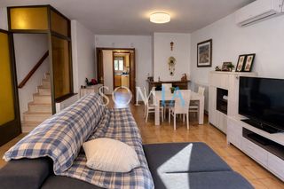 Casa a Santa Maria de Palautordera. Completa en pleno centro