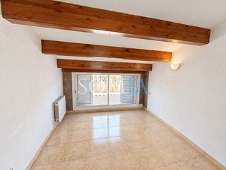 Dúplex en Llinars del Vallès. Centrico y práctico