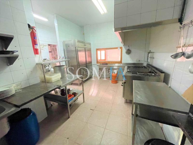 Foto fdf4b2bc-c8d3-4aaf-814e-344a680a4505. Local comercial esquinero en el centro con opción de cambio a vivienda en Santa Maria de Palautordera