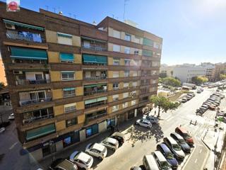 Pis  Torres. Fantástico piso de 4 dormitorios en barrio de la olivereta...