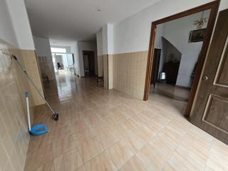 Casa  Verge del pilar. Fantástica casa de pueblo con dos viviendas independientes en ra