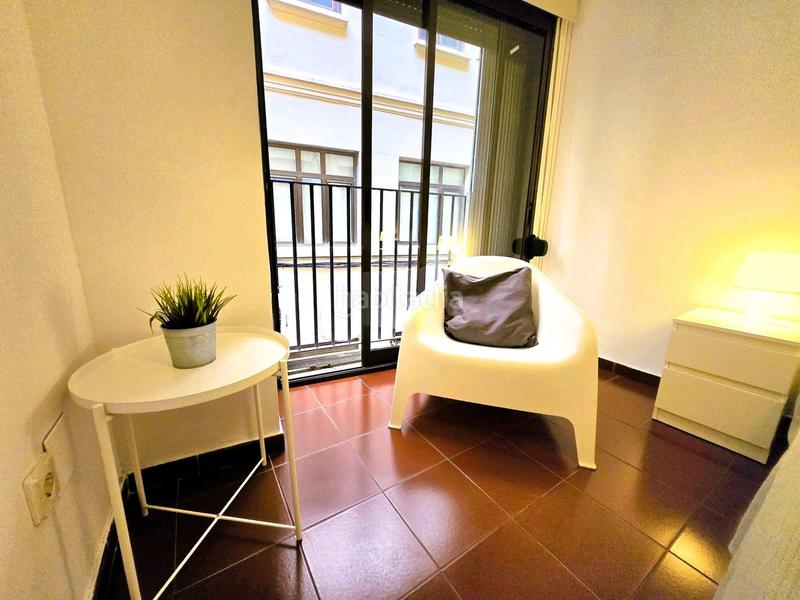 Foto 5b8eaf91-cc7e-4ba2-abce-bdee243dfeb3. Appartement avec chauffage parking dans El Mercat Valencia