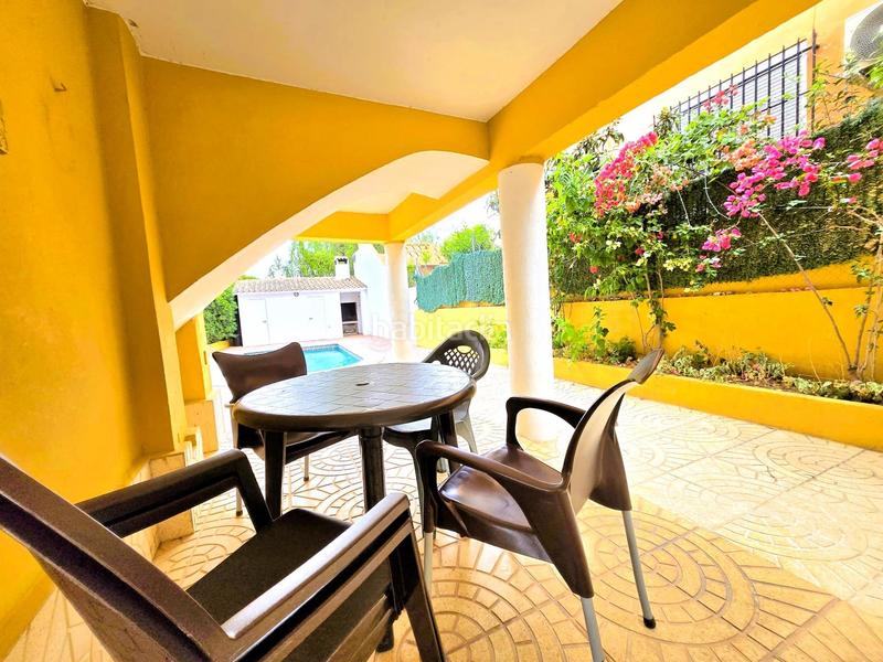 Foto 63416ab1-81e3-40ef-ba04-f2ce06c6e989. Chalet fantástico chalet unifamiliar con piscina privada en masies... en Moncada
