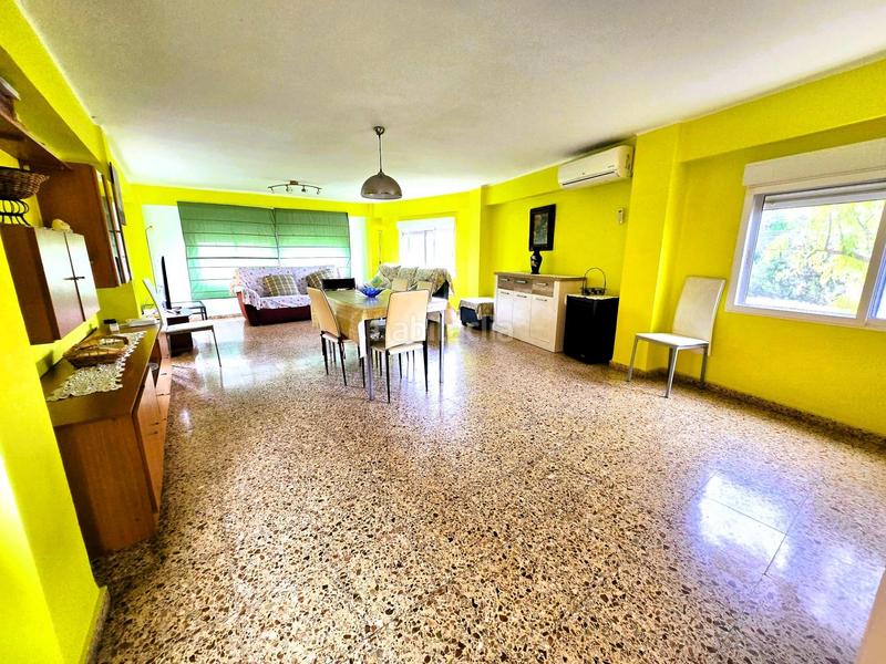Foto b99bd7b4-8f89-4c55-b7bd-525fef499f2d. Chalet fantástico chalet unifamiliar con piscina privada en masies... en Moncada