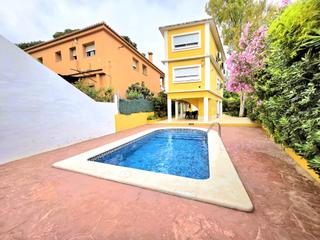 Chalet  118. Fantástico chalet unifamiliar con piscina privada en masies...