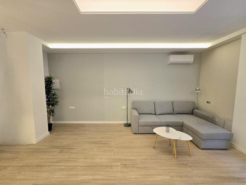 Foto c41a13d4-1955-422a-929c-6b28d96b8b84. Loft in Poble Nou Torrent