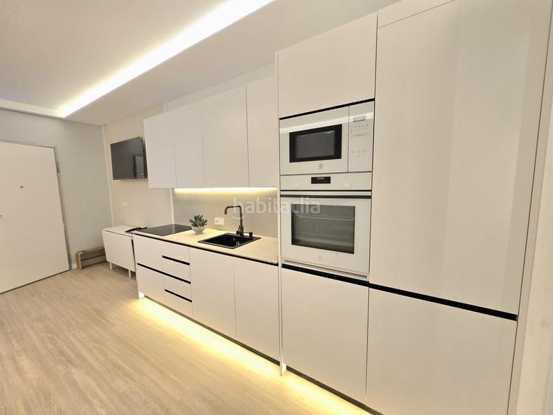 Foto c45b8ade-f0f5-444d-bc07-d06888dc5e45. Loft in Poble Nou Torrent