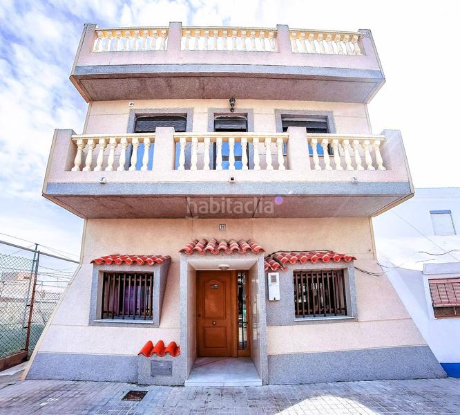 Foto bf7892f8-ca53-443d-8367-32f3797a0d91. Haus mit heizung in El Perellonet Valencia