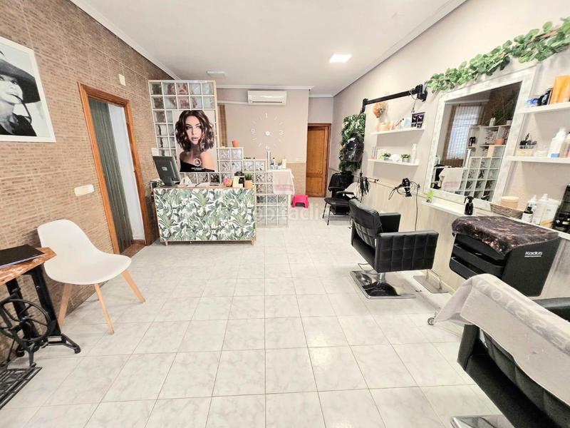 Foto 5634b3c3-ff2e-4676-bed1-2406aa382942. Locale commerciale in Aiora Valencia