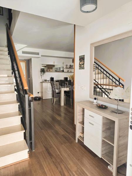 Foto e65ce9c4-d8de-4772-aecc-9ed49ee49cf1. Casa adossada amb calefacció aparcament a El Baladre Sagunt