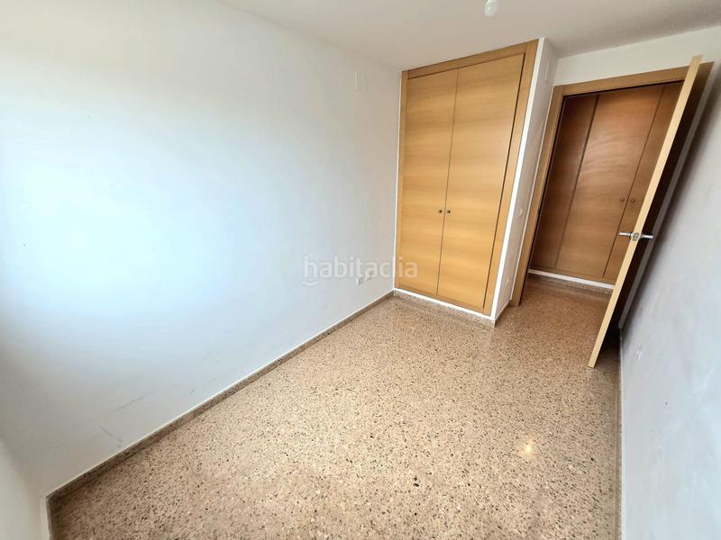 Foto ef088e4b-ff98-4ffc-8101-76cd5c7c18ae. Appartement avec parking dans Yátova
