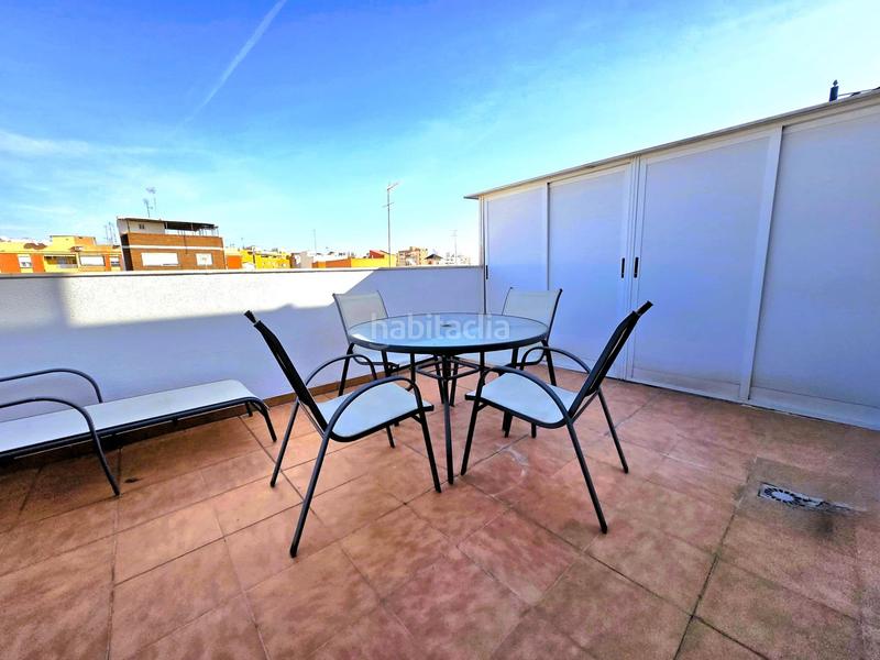 Foto 877a63a4-38b1-4e12-bfe6-0f64f0f8f2ff. Àtic a Centro puerto Sagunt