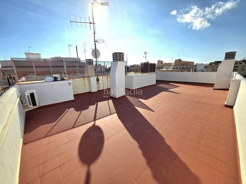 Foto b2c7f395-9f4f-4db7-85ff-ab66233b7b3d. Àtic a Centro puerto Sagunt