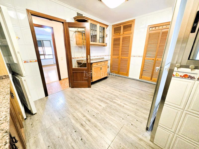 Foto 0a7497e1-39ae-44f3-a3d3-4ca6f8812e3b. Pis amb aparcament a Doctor Palos - Alto Palancia Sagunt