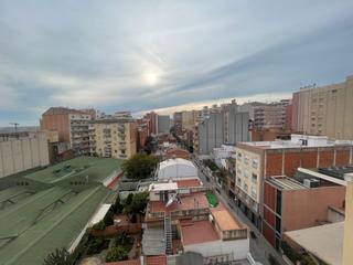 Pis  Avinguda de sant ramon nonat. Gran piso en sant ramón, único en zona.