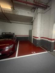 Location Parking voiture  Carrer del cardenal reig. Plaza parking coche pequeño y trastero