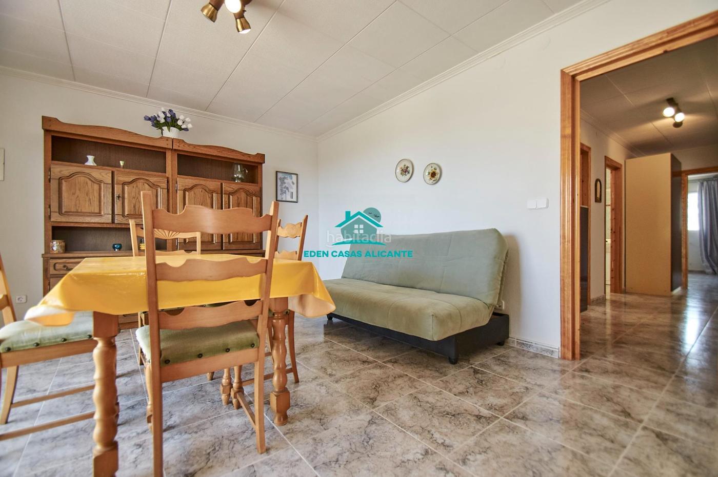 Gran vivienda de 2 plantas con 4 dormitorios 4 baos y vistas al Busot