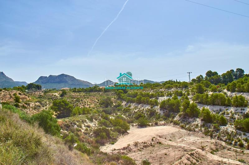 Foto 52a0818d-1b32-40f9-b466-59bbee02cb5d. Chalet gran vivienda de 2 plantas con 4 dormitorios 4 baños y vistas al mar en Busot