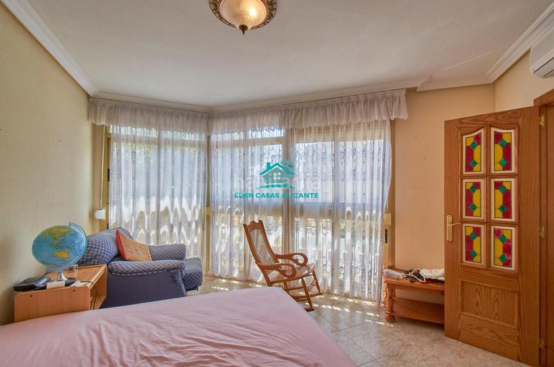 Foto 1924aa30-667c-4522-afe9-08361ffbdd61. House with heating parking in Campello Playa Campello (el)