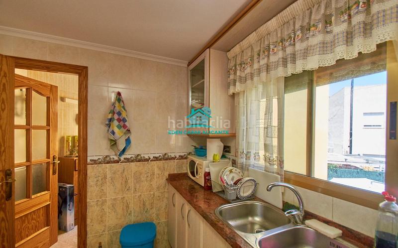 Foto 23c7b78f-679f-4fe4-9e90-dcf70de7b7b4. House with heating parking in Campello Playa Campello (el)