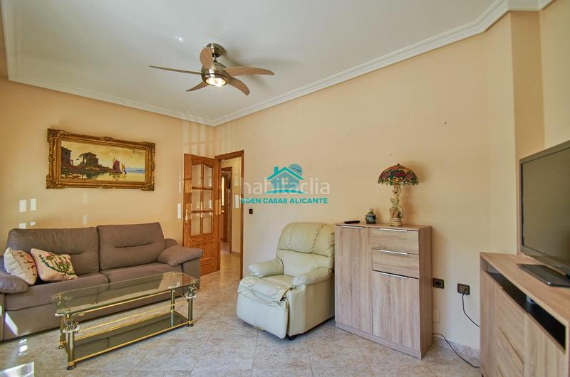 Foto 946fa3e4-1955-4505-9d81-4f215297c8b7. House with heating parking in Campello Playa Campello (el)