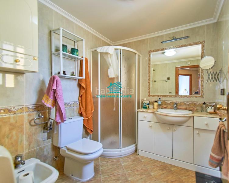 Foto f30dd94d-265a-4d9a-94f5-965fd0a42cfd. House with heating parking in Campello Playa Campello (el)