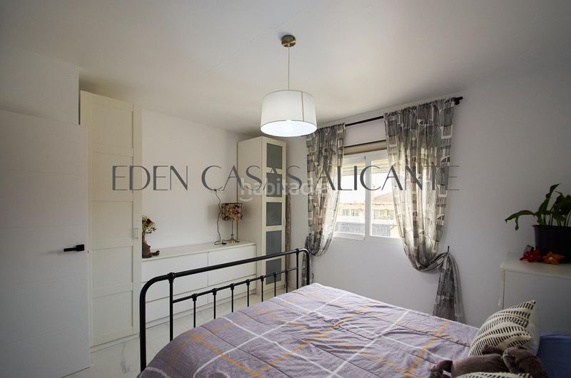 Foto 6eabcf79-826a-4b16-a8dd-67425ee59158. Xalet amb aparcament piscina a Busot