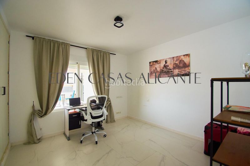 Foto 82d4ff7b-b046-453e-9f6b-2d1eed030143. Xalet amb aparcament piscina a Busot