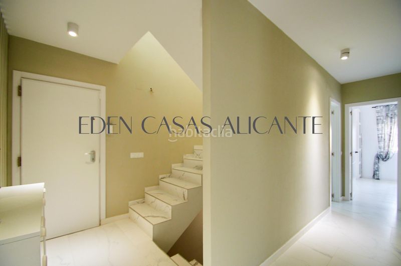 Foto c05e472c-ffca-4ff8-9131-825440c73626. Xalet amb aparcament piscina a Busot