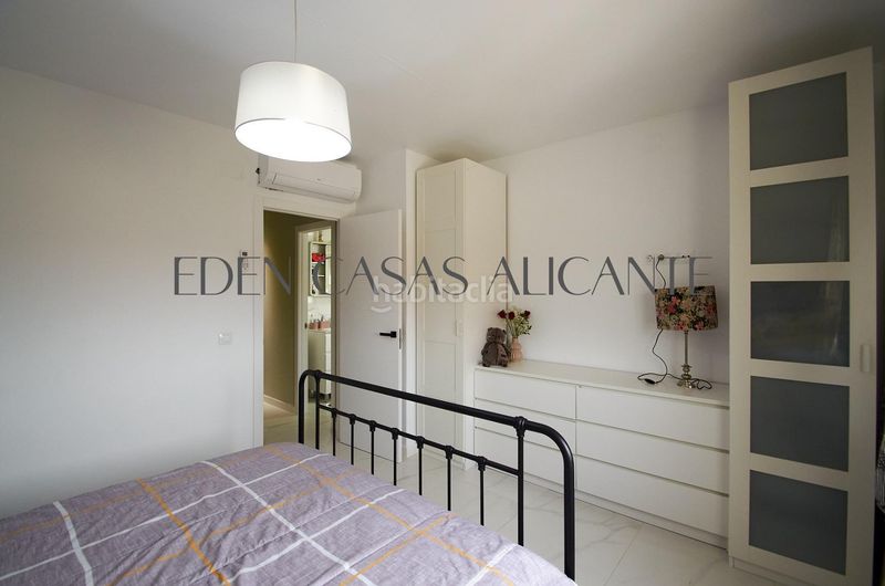 Foto f55230fb-7c05-4d6e-9ce3-a8154d5638bd. Xalet amb aparcament piscina a Busot