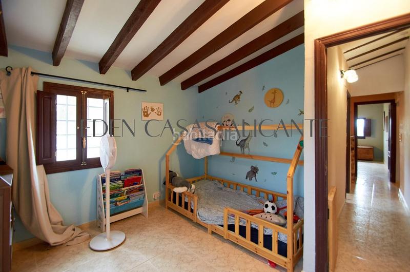 Foto a1826a35-9b27-48e0-b15f-6c9b6a8d1a95. Chalet en polígono 15 parcela 107 los cerros. jijona/Xixona 107 preciosa casa de campo de 180 m con 4 dormitorios en jijona, con vistas al mar en una parcela rústica de 5000 m. en Xixona