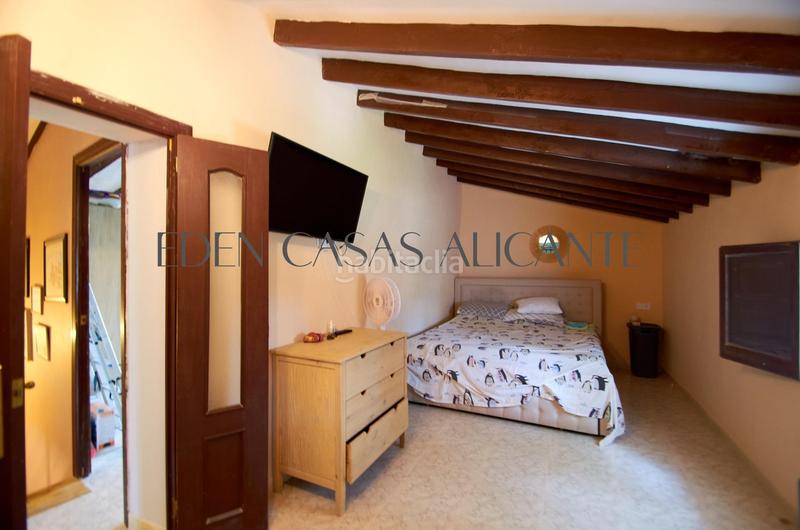 Foto b747a3f7-7030-461e-95b0-3e8b26ab922a. Chalet en polígono 15 parcela 107 los cerros. jijona/Xixona 107 preciosa casa de campo de 180 m con 4 dormitorios en jijona, con vistas al mar en una parcela rústica de 5000 m. en Xixona