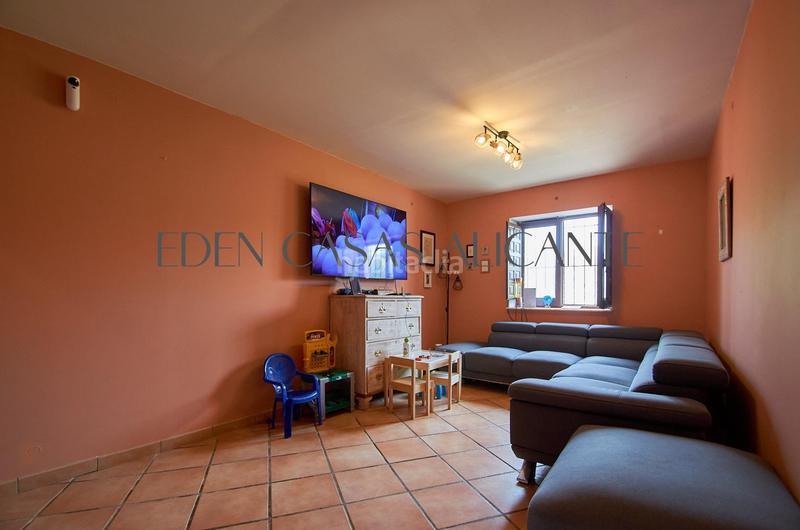 Foto bf85833f-615a-4616-bee8-fae9913d08a0. Chalet en polígono 15 parcela 107 los cerros. jijona/Xixona 107 preciosa casa de campo de 180 m con 4 dormitorios en jijona, con vistas al mar en una parcela rústica de 5000 m. en Xixona