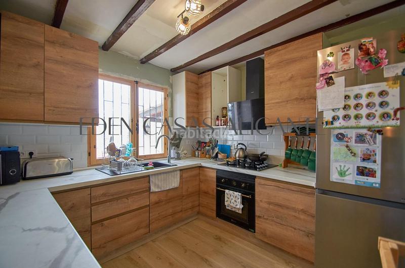 Foto bfddc1aa-54ce-4e03-9b96-e043f41156b5. Chalet en polígono 15 parcela 107 los cerros. jijona/Xixona 107 preciosa casa de campo de 180 m con 4 dormitorios en jijona, con vistas al mar en una parcela rústica de 5000 m. en Xixona