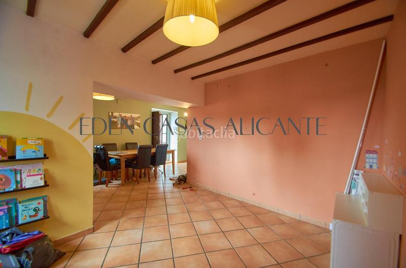 Foto d85baefe-77d2-4456-9ef5-efeb135c5184. Chalet en polígono 15 parcela 107 los cerros. jijona/Xixona 107 preciosa casa de campo de 180 m con 4 dormitorios en jijona, con vistas al mar en una parcela rústica de 5000 m. en Xixona