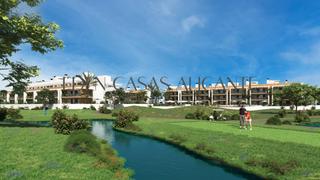 Attique à Las Lomas de Rame-Bahía Bella. Atico de 88m2 con 2 dormitorios 2 baños solarium y parking en lo