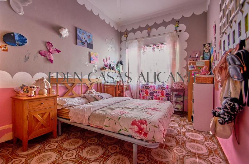 Foto 45adc370-a05a-4a4e-b8a0-37adfce493d3. Casa a Campello Pueblo Campello (el)