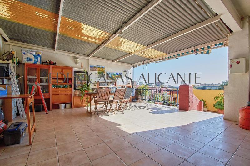Foto cb5d7afb-60b9-492c-8e27-a0439ad76895. Casa a Campello Pueblo Campello (el)