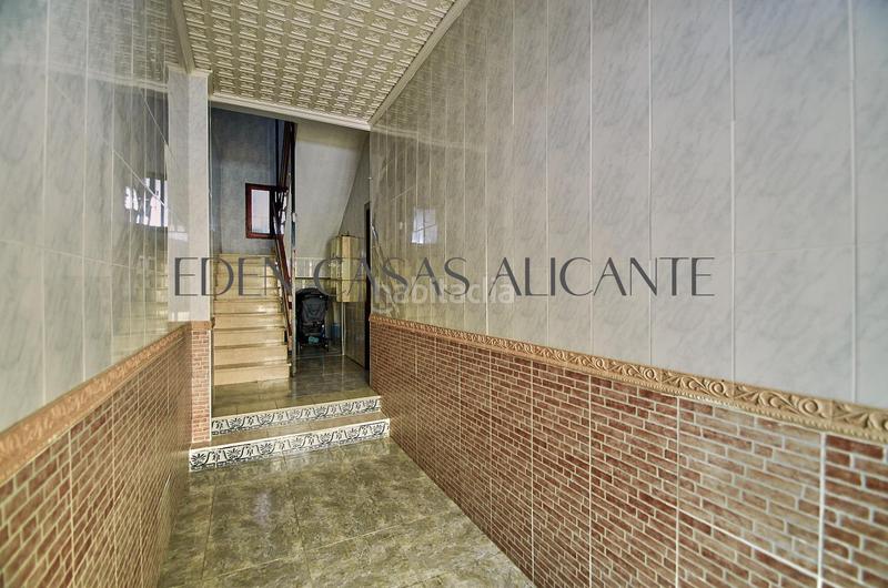 Foto f4b23999-e468-4943-861d-d6bc662709bb. Casa a Campello Pueblo Campello (el)