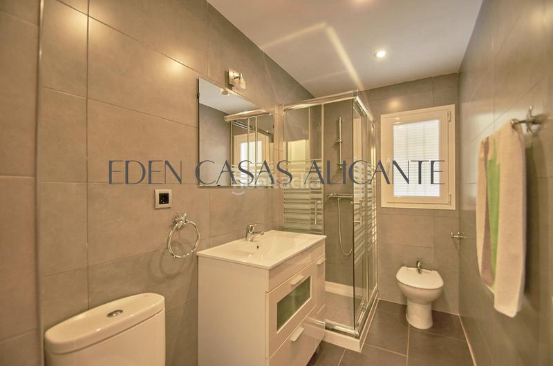Foto d224fd19-ae0b-490c-bb9c-fed382ab1d49. Apartamento en avenida bruselas 23 ref 01385 apartamento en san juan playa en Alicante