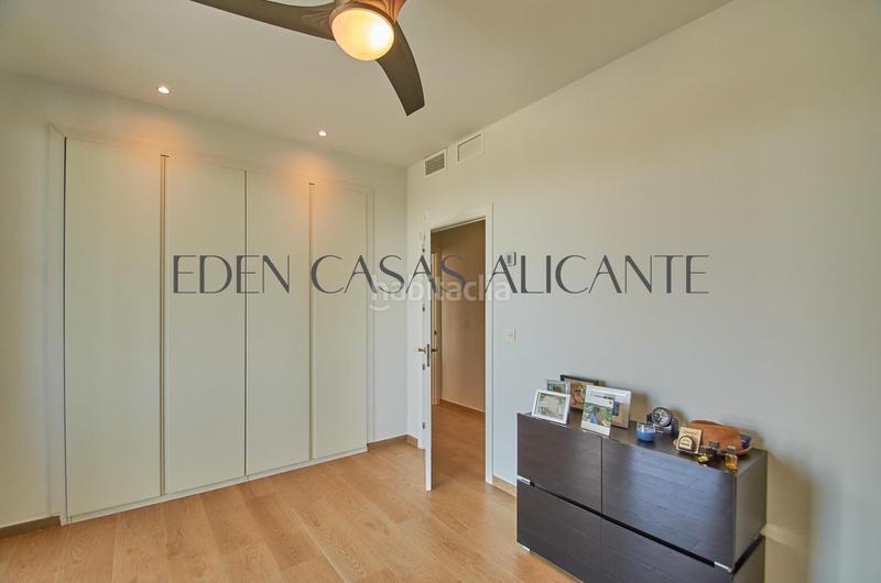 Foto 5fa27287-b1bb-40a3-92db-f487a27a58ac. Xalet amb calefacció aparcament piscina a Montnegre Alicante