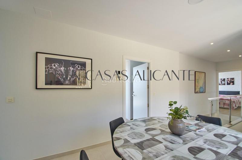 Foto 6892f5bb-572d-49b4-879e-56b30f083068. Xalet amb calefacció aparcament piscina a Montnegre Alicante