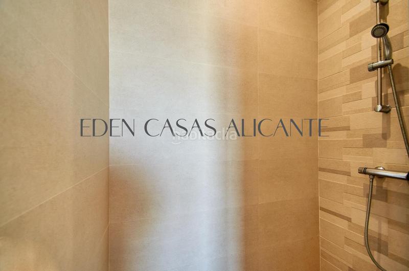 Foto 6d5148e4-9bda-4beb-ae8c-a5b4a776b564. Xalet amb calefacció aparcament piscina a Montnegre Alicante